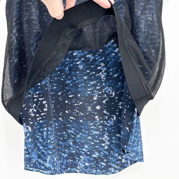 CHELSEA AND WALKER Womens Blue Stretch Silk Mesh Printed Sleeveless Tank Top - Picture 4 of 6